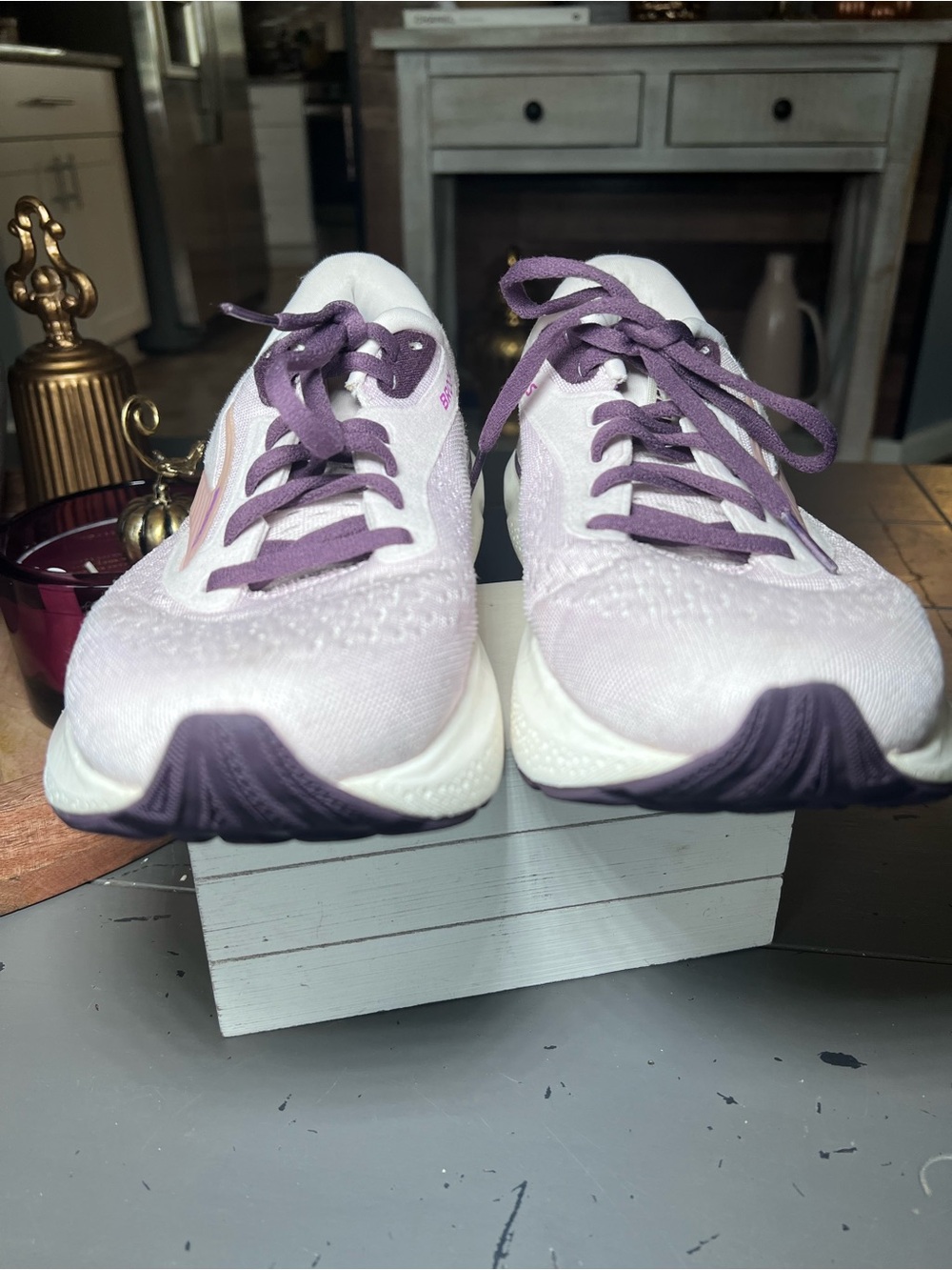 Brooks Women's Lavender Adrenaline Running Shoes Size 9 - Picture 6 of 10